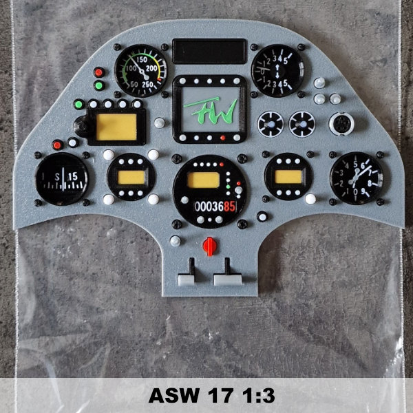 Cockpitausbau + fertige Cockpits