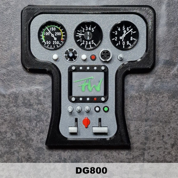 Cockpitausbau + fertige Cockpits